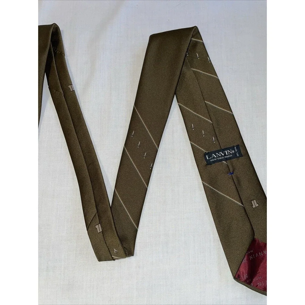 Lanvin Men’s Dress Tie Size 54” Brown 100% Silk Formal Business City